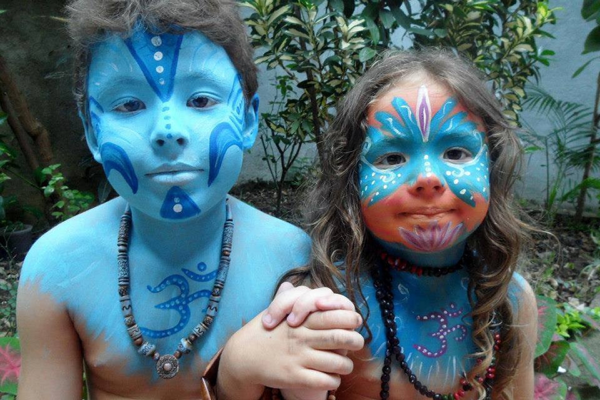 Crian&ccedil;as Indigo/Cristal